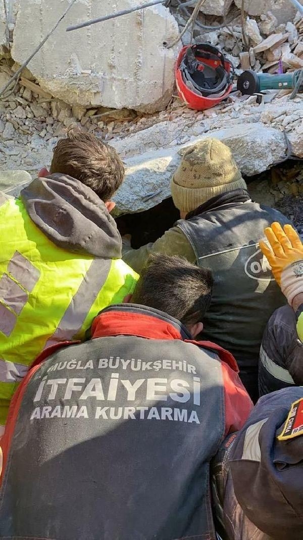 Muğla ekibi, Rabia'yı 153 saat sonra kurtardı