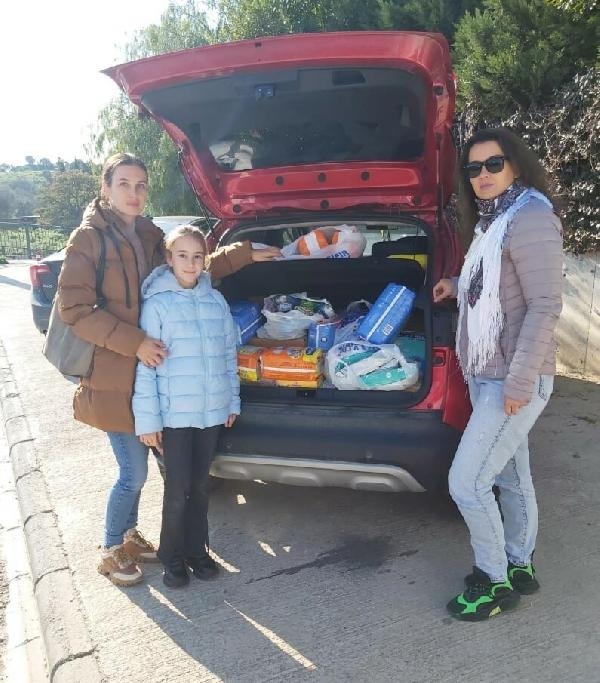 Öğretmenler depremzedeler için seferber oldu