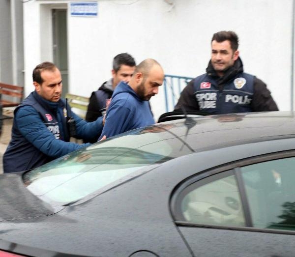 Olaylı Göztepe - Altay derbisinin bir sanığı daha tahliye edildi