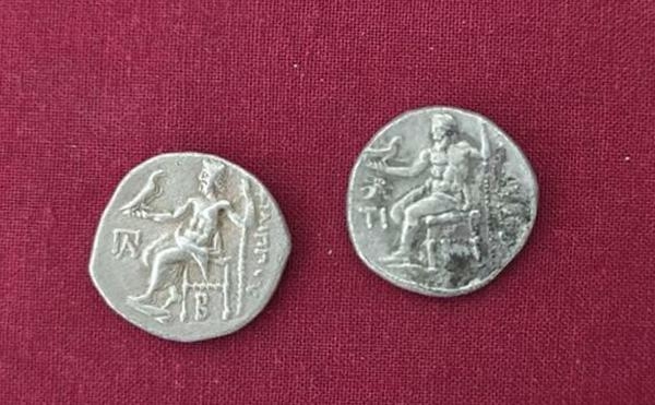 Yurt dışına kaçırıyorlardı! 677 tarihi eser ele geçirildi