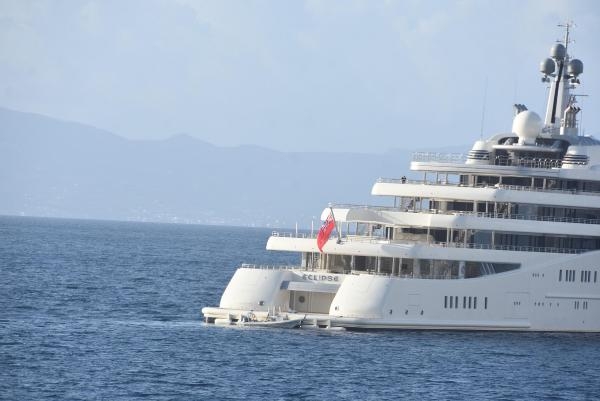 Abramoviç'in yatları 1 yıldır Muğla açıklarında