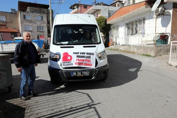 Bayraklı'da pazarlara 'ücretsiz servis'