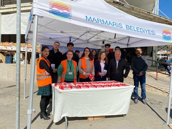 Deprem kitapçığı dağıtıldı