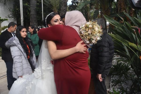 Depremzede çift Bodrum'da evlendi