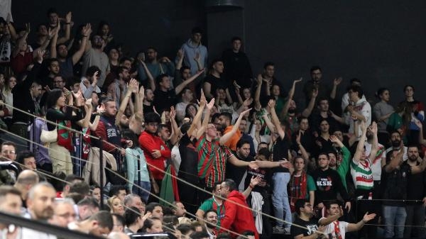 Karşıyaka filesinde seri sonu