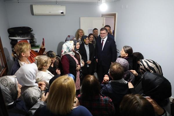 AK Parti İzmir İl Başkanı Saygılı, sahaya çıktı, Buca'da coşkuyla karşılandı