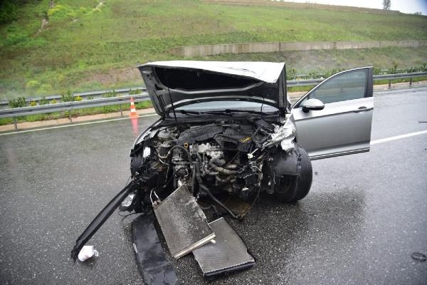 Balıkesir Milletvekili Canbey, trafik kazası geçirdi