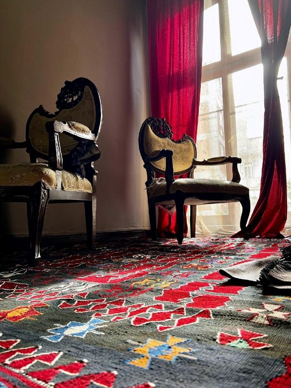 Bergama Belediyesi'nin tarihi hizmet binası film setine dönüştü