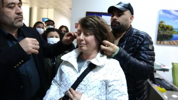 Bir okulun saçları kanser hastalarına peruk oldu