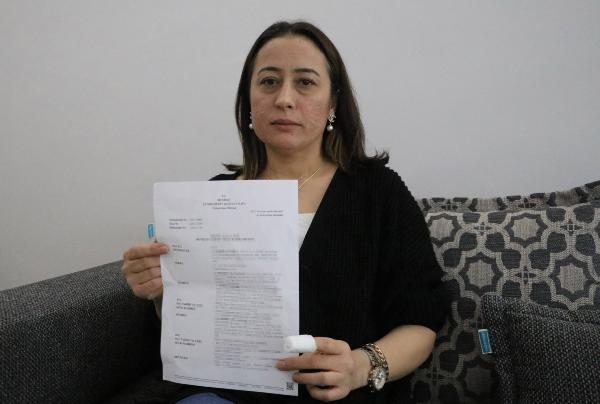 Eski eşinin sevgilisinin parmağını ısırdı