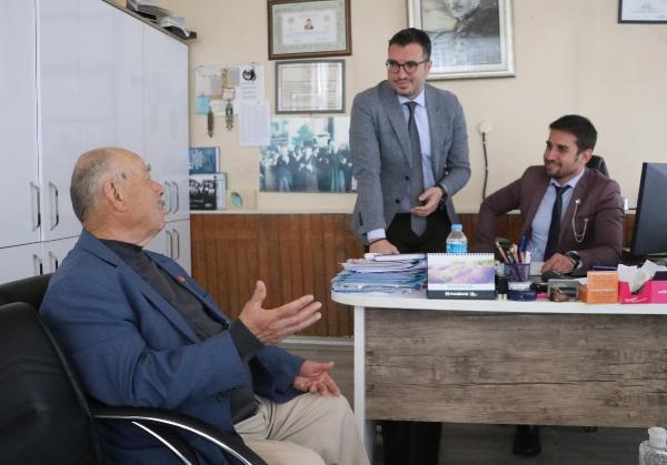 Huzurevinde 'kayıp horoz ve tavuk' davası