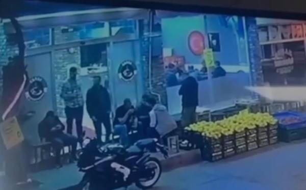 İşte o anlar! Kahvehane baskını kamerada