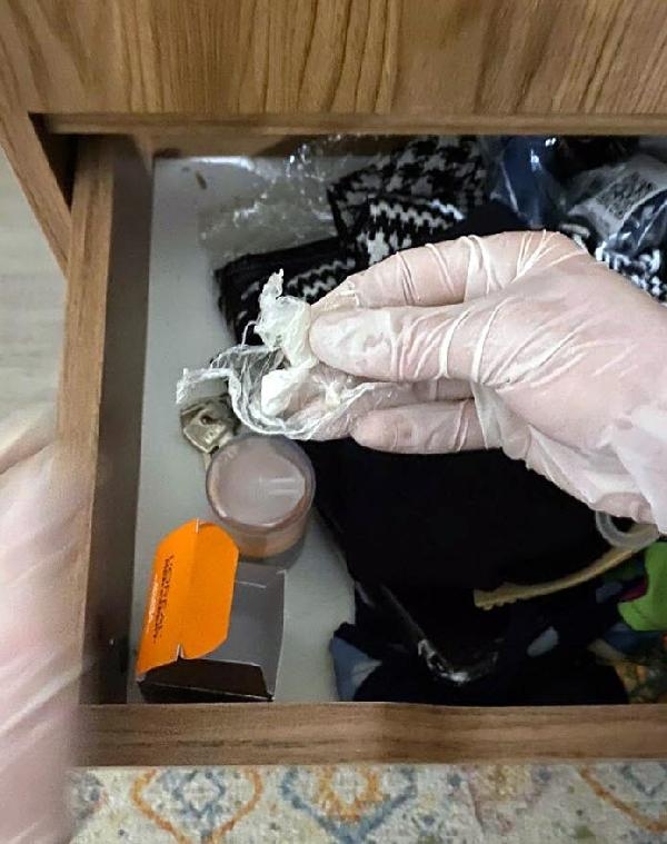 Kalaşnikoflu uyuşturucu çetesi