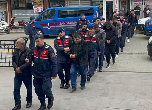 Sahte altı çetesine 25 tutuklama
