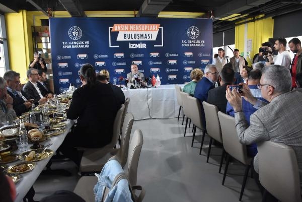 Türk sporu başarıdan başarıya koşuyor