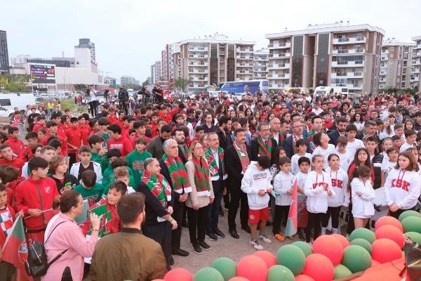 AK Partili Sürekli: Gençlerin siyasette daha çok yer almasını istiyoruz