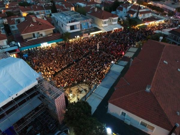 Alaçatı'da Ot Festivali izdihamı! Rekor katılım