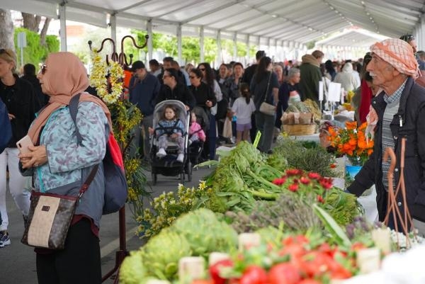 Alaçatı'da Ot Festivali izdihamı! Rekor katılım