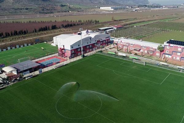 Altınordu'da şok karar! Özkan kulübü devrediyor