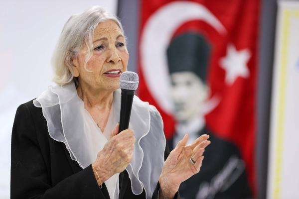 Atatürk'ün baldızı Akatürk: Güçlü kadınlarla Türkiye güçlenir