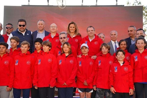 Ayvalık'ta TYF Yelken Ligi 2'nci ayak optimist yarışmaları sona erdi