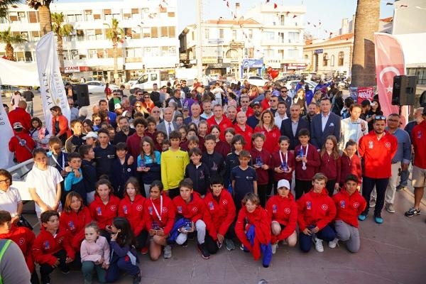 Ayvalık'ta TYF Yelken Ligi 2'nci ayak optimist yarışmaları sona erdi