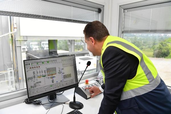 Balıkesir Büyükşehir Belediyesi eni asfalt üretim tesisi kurdu