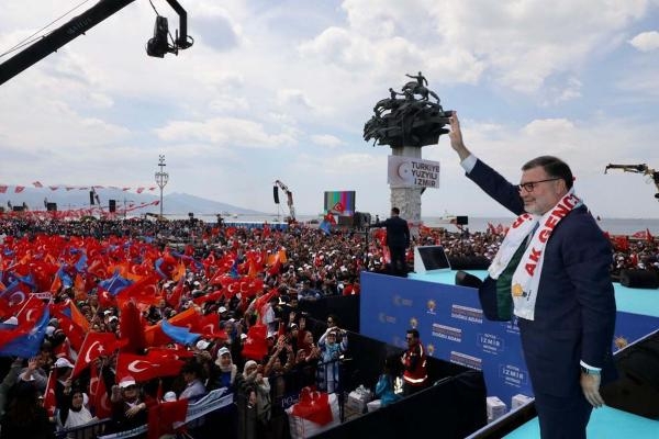 Başkan Bilal Saygılı: AK Parti 1 Mayıs'ı resmi tatil yapan partidir