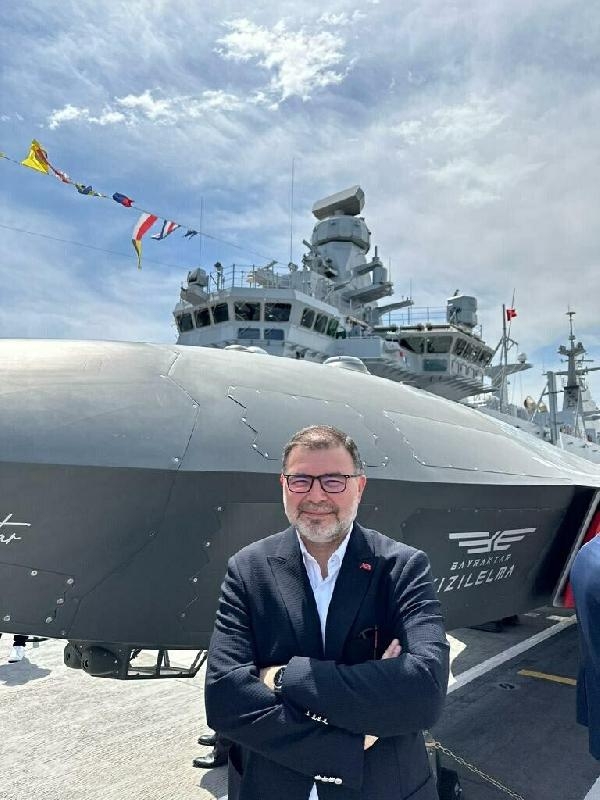 Başkan Soyer'e TCG Anadolu daveti! Gelin gezdireyim