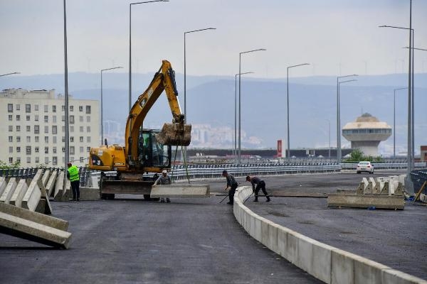 Buca-Bornova'yı bağlayacak viyadük yolu 7 Mayıs'ta açılıyor