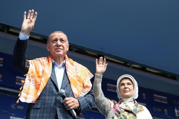 Erdoğan: 14 Mayıs'ta sandık önünüze geldiğinde tepkinizi orada gösterin