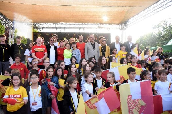 Göztepe tesis zengini oldu