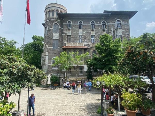İzmir bu yıl 5 milyon turist bekliyor