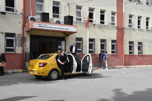 İzmir'de sona kalanlar koşarak sandığa geldi