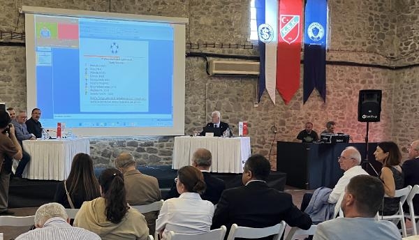 İZVAK'ta mali genel kurul yapıldı