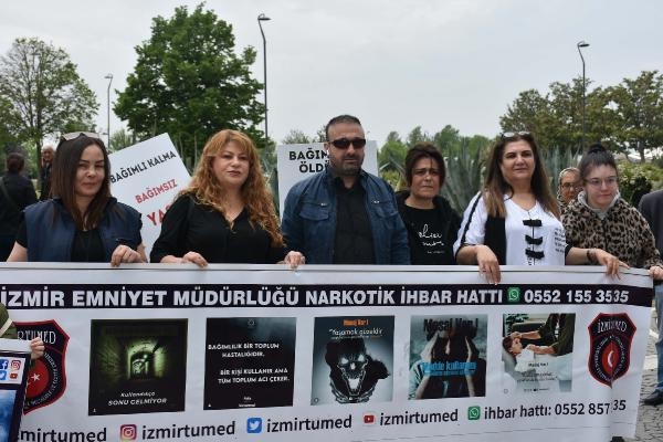 Kadınlar uyuşturucuya karşı bir araya geldi