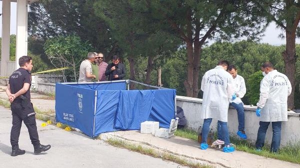 Öldürdü, yol kenarına attı, kontrol için geri dönüp baktı