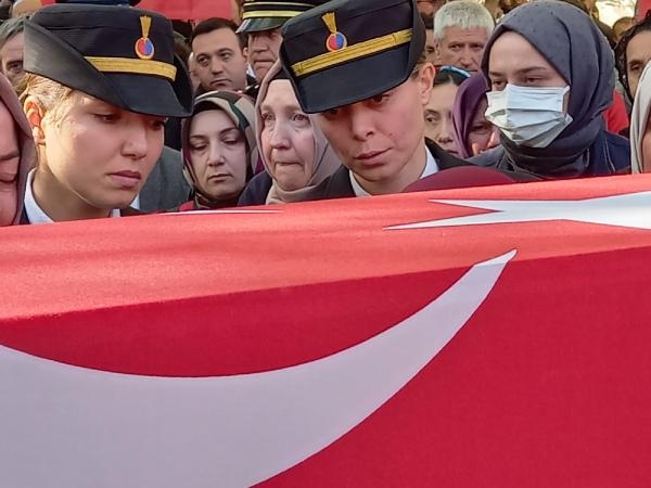 Şehit çavuş Öztürk, son yolculuğuna uğurlandı