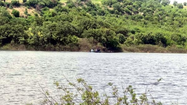 Tekne battı: 1 ölü, 2 kişi yüzerek kurtuldu