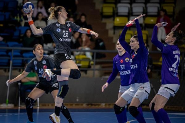 Yalıkavakspor'un kupa sevinci