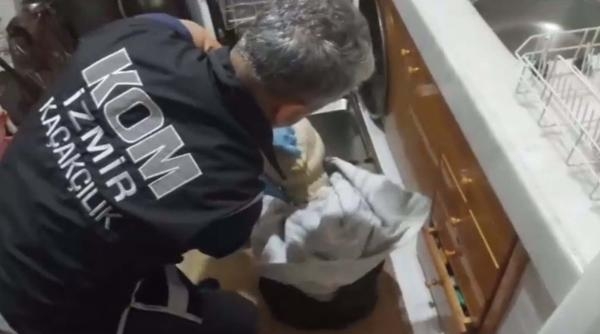 2 bin yıllık heykel başı bulaşık makinesinden çıktı