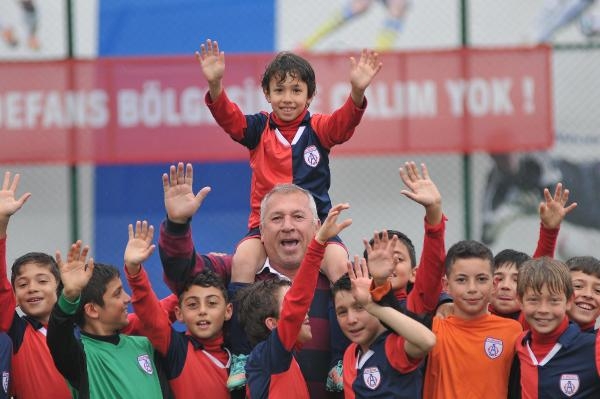 Altınordu Başkanı Özkan: Stratejik ortak arıyor