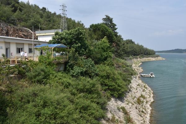 Bahar yağmurları Tahtalı Barajı'na 2.7 milyon metreküp su getirdi