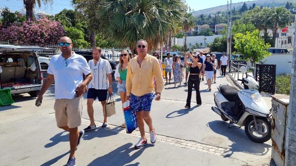 Bodrum'a denizden 2588 turist geldi