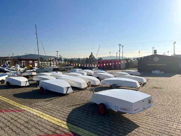 Göztepe tesisi yıkıldı, Milli yelkenciler dünya şampiyonasına hazırlanamıyor