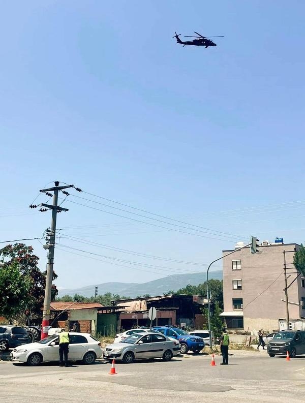 İzmir'de iki ilçede jandarmadan havadan ve karadan trafik denetimi