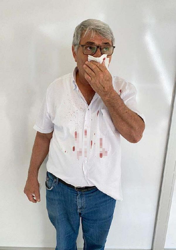 Muhtarlardan başkan yardımcısına tepki