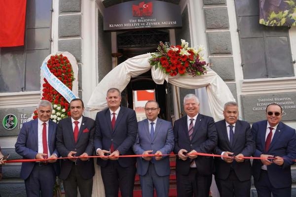 Tire'de restore edilen Kuvayı Milliye ve Zeybek Müzesi açıldı