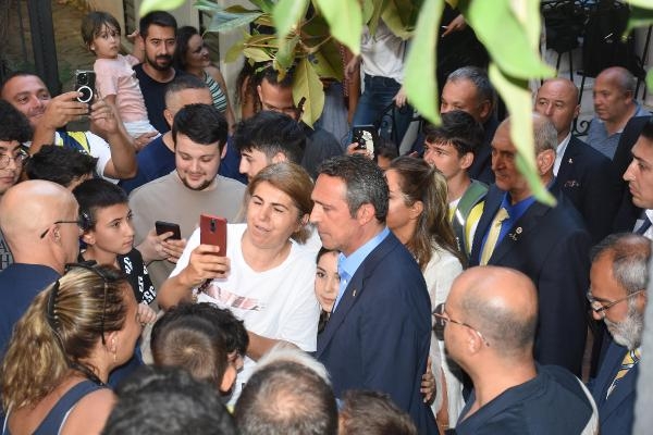 Ali Koç İzmir'de: Becao transferinden sonra frene basacağız