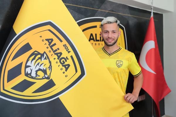 Aliağa FK, Emirhan'la anlaştı